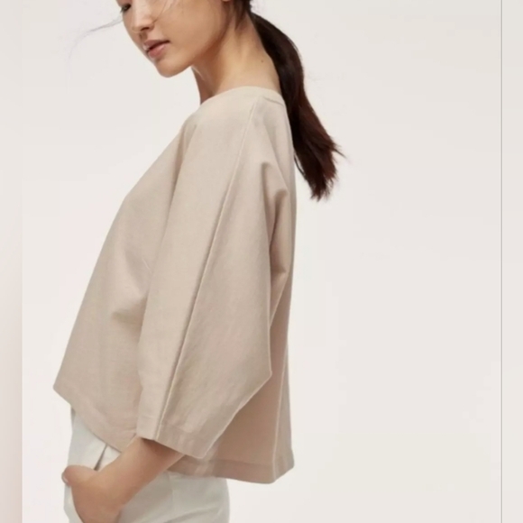 The Group by Babaton cropped top in medium, creamy grey, medium- new w/o tags! - Picture 3 of 9